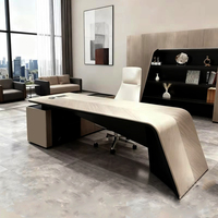 Bureau de direction en bois peint sur mesure de luxe moderne en forme de L pour le bureau du patron