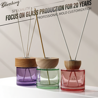 Bouteilles diffuseurs de parfum en verre transparent vert personnalisées en usine, 300 ml, écologiques et durables, formes carrées, couleurs et logos personnalisés disponibles