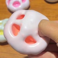 야외용 장난감 모찌 모양 스퀴시 장난감 찹쌀떡 끈적끈적한 스퀴즈 피젯 볼 삑삑이 소리 스트레스 해소 수제