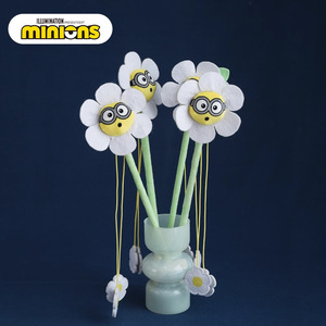 Bâton de chaton interactif Minions Daisy Bob Cat Teaser Stick 49cm pour le jeu des chatons - Product Image 2