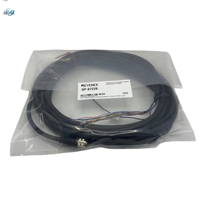Câble de contrôle industriel KEYENCE OP-87226 PVC authentique (10m) pour la transmission de signaux et de données entre les appareils industriels - Product Image 1