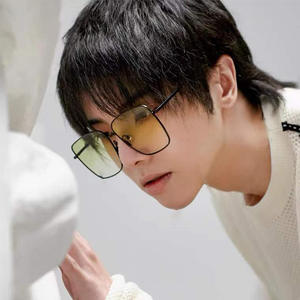 Gafas de Sol Gm Unisex con Marco Metálico Grande, Polarizadas UV400, Cuadradas, Color Plateado, Tipo 3, para Estilo Urbano - Product Image 4