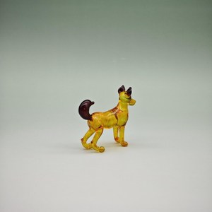 งานแกะสลักสุนัขจากแก้วเป่ามือ สีเหลืองอำพัน ของตกแต่งศิลปะ งานแฮนด์เมด - Product Image 4