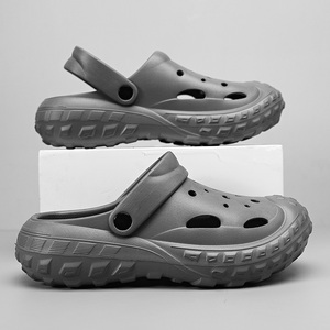 Sabots pour hommes, nouvelle mode estivale, décontractés, semelle épaisse antidérapante, sandales de plage, semelle souple augmentant la taille, légères et respirantes - Product Image 3