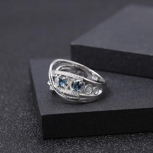 Anillo de Boda de Plata 925 con Incrustaciones de Cristal Azul Londres, Serie Vintage para Mujer, Alta Elegancia, Venta Directa de Fábrica, Disponible - Product Image 3