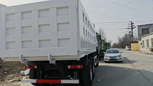 Camión tractor usado Howo 6x4 (cabeza de camión de 10 ruedas) excelente rendimiento garantiza seguridad alta eficiencia de transporte - Product Image 5