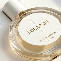 Boîte à parfum rigide de luxe sur mesure, style livre blanc magnétique, boîte fermée, présentation pour emballage de parfum personnalisé