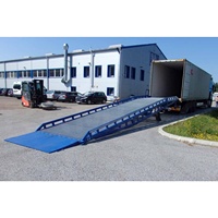Rampes de chargement hydrauliques mobiles Hengjinrui YYDCQ certifiées CE, construction en acier au carbone, garde-corps 60-80 cm, utilisées en logistique