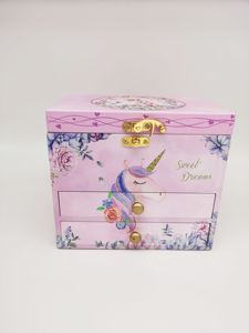 Caja Musical de Madera con Diseño de Unicornio, Color Morado Princesa, con Cerradura y Llave, Regalo para Niñas, Joyero Personalizado - Product Image 4