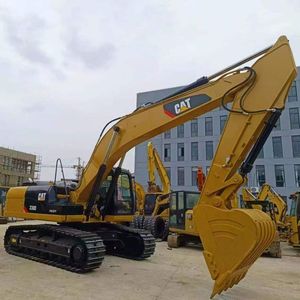 รถขุดตีนตะขาบ Caterpillar 330D มือสอง น้ำหนักใช้งาน 30 ตัน ความจุบุ้งกี๋ 1.4 ลูกบาศก์เมตร มอเตอร์ เกียร์ ปั๊ม รุ่นปี 2023 พร้อมใช้งาน - Product Image 5