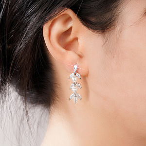 Orecchini Pendenti Lunghi con Perline Floreali e Nappine per Donne, Gioielli Eleganti e Delicati alla Moda - Product Image 2