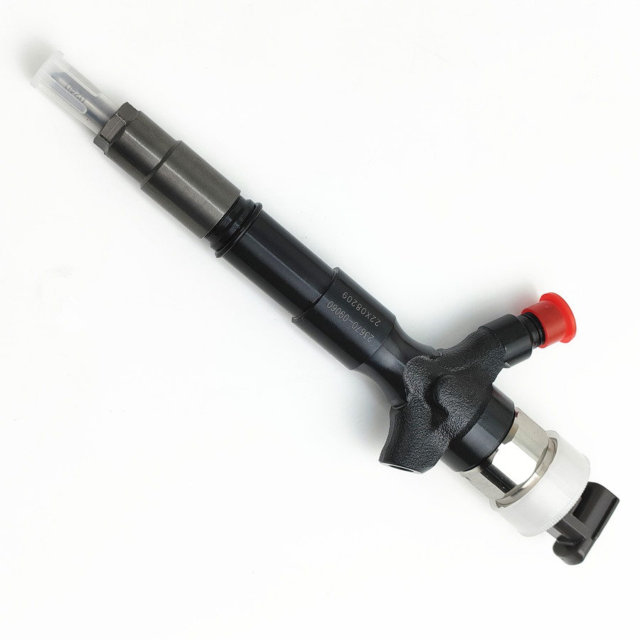 Wholesale Diesel Injector 095000-5930 Common Rail Injector 23670-09060 for TOYOTA 2KD-FTV