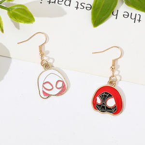 Ornamento personalizzato alla moda in lega di zinco con ciondolo <span class=keywords><strong>Anime</strong></span> in smalto personalizzato da donna - Product Image 2