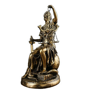 Estatua de Resina Personalizada de la Diosa Temis, Escultura Pintada a Mano de la Justicia con Básculas y Espada, Marca Huaqi, Forma Irregular, Abogado - Product Image 1