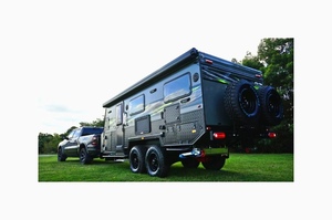 Una caravana emergente en la azotea con espacio de almacenamiento y una cocina al aire libre - Product Image 2