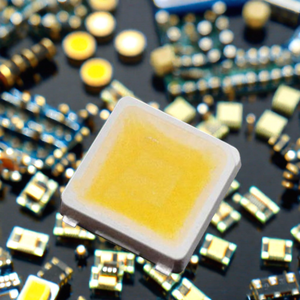 Vente en gros Fourniture directe de plantes de serre élèvent la lumière 301B <span class=keywords><strong>3v</strong></span> LED SMD 3030 LED puce de <span class=keywords><strong>diode</strong></span> de lentille pour l'éclairage d'horticulture - Product Image 3