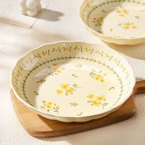Plat de service en céramique rond et profond avec motif floral, compatible lave-vaisselle, pour usage domestique - Product Image 1