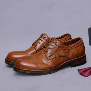 Chaussures en cuir pour hommes de style business luxueux avec un design vieilli, chaussures de mariage pour gentleman, chaussures habillées formelles faites à la main - Product Image 2