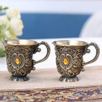Petite Coupe à Vin Rétro en Alliage de Zinc Nordique, Cadeau Personnalisé Créatif pour Mariage, Cadeau de Pendaison de Crémaillère, Décoration d'Intérieur, Coupe à Liqueur