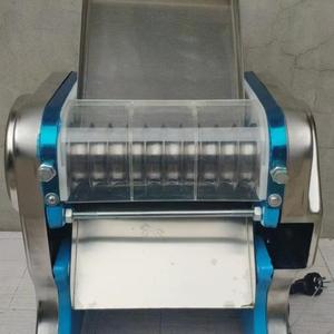 Petit rouleau manuel de coupe de chinchin à usage domestique Nouveaux petits pains faisant la machine pour la <span class=keywords><strong>boulangerie</strong></span> pour couper la farine - Product Image 5