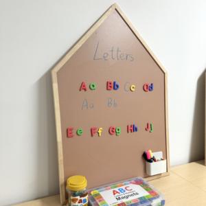 <span class=keywords><strong>Tableau</strong></span> magnétique avec <span class=keywords><strong>feutre</strong></span> UNI personnalisé pour le jeu à la <span class=keywords><strong>craie</strong></span> <span class=keywords><strong>et</strong></span> le <span class=keywords><strong>tableau</strong></span> effaçable à sec |   Conception multifonctionnelle <span class=keywords><strong>et</strong></span> durable pour la maison <span class=keywords><strong>et</strong></span> la salle de classe - Product Image 1