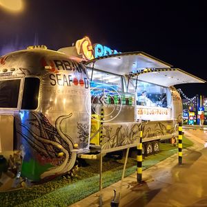 Camion de restauration rapide mobile 2025 pour l'extérieur, avec cuisine complète et bar, États-Unis - Product Image 5