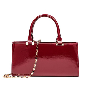 <span class=keywords><strong>Bolso</strong></span> de Hombro Mini Texturizado Rojo <span class=keywords><strong>Granate</strong></span> de Alta Gama con Logotipo Cuadrado, Novedad Otoño 2026, para Mujer, Estilo Casual, Transfronterizo - Product Image 5