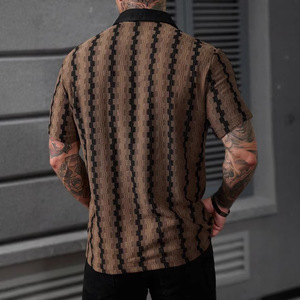 Nuova <span class=keywords><strong>Camicia</strong></span> Estiva da Uomo 2026 a <span class=keywords><strong>Maniche</strong></span> <span class=keywords><strong>Corte</strong></span> in Maglia a <span class=keywords><strong>Quadri</strong></span> con Perline, Stile Vintage, Versatile e Casual - Product Image 4