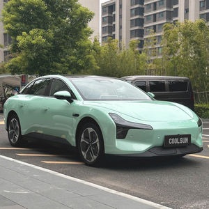 Film vinyle pour voiture PVC Macarons Moonlight Jade Green pour changer la couleur de votre voiture, donnez à votre voiture un aspect neuf et élégant - Product Image 3