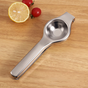 <span class=keywords><strong>Presse</strong></span>-agrumes manuel multifonctionnel en acier inoxydable robuste pour fruits et citrons - Product Image 4