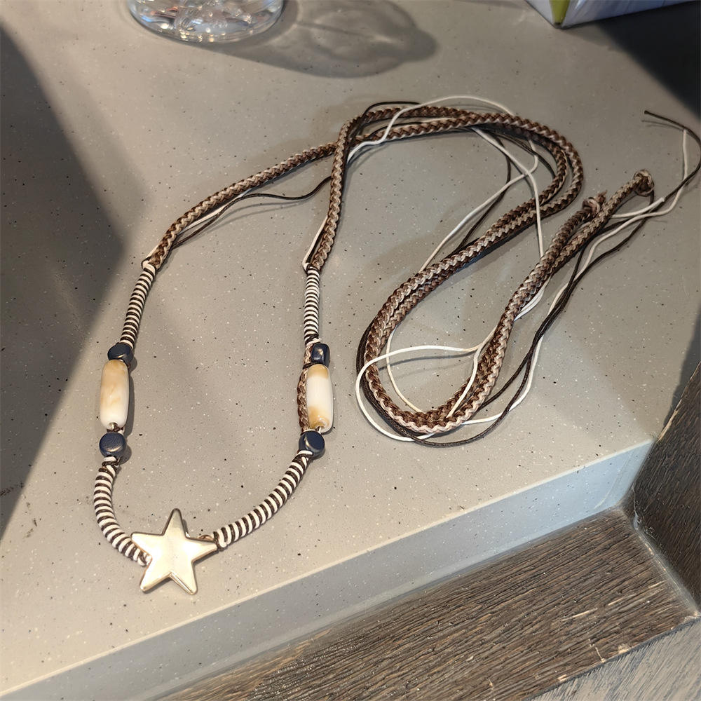 Star snow boots chain