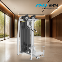 Appareil de fitness multifonctionnel MND AN74 pour l'entraînement des deltoides dorsaux, idéal pour les centres de fitness de croisière