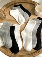 Vente en gros Respirant Meia Calcetines Unisexe Broderie Streetwear Logo Personnalisé Athlétique En Vrac Uni Blanc Hommes Sport Équipage Chaussettes