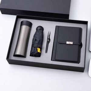 Ensemble Cadeau Personnalisé de Luxe : Parapluie Promotionnel, Bouteille Isotherme, Carnet A5, Stylo – Idéal pour Cadeaux d'Entreprise, Emballage Carton - Product Image 4