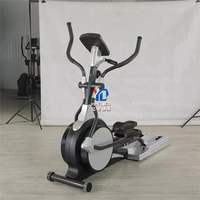 YG FITNESS YG-E001 Appareil elliptique à cadre stable, Cross-trainer pour club de fitness