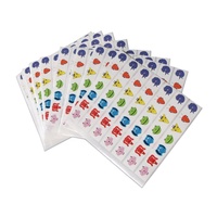 Rouleau adhésif en vinyle imperméable avec Logo personnalisé, étiquettes rondes pour emballage cosmétique, pièces