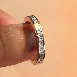 T0774 Anello da Donna in Oro Bianco con Diamante Taglio Brillante Rotondo Colore G Naturale Classico Anello Nuziale - Product Image 5