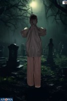 Monstre d'Halloween animé AROMA de 71 pouces avec son, yeux clignotants et vibrations pour maisons hantées et décorations de fête