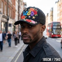 Casquette Trucker Vintage à 5 Panneaux avec Broderie Haute Qualité, Visière en Mousse et Dos en Maille, Style West Coast Chicano Streetwear Urbain, Vente en Gros