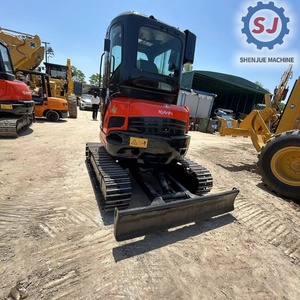 Mini-excavatrice Kubota U35 d'occasion, 3,5 tonnes, petite et économique, avec composants de moteur et d'engrenage, à vendre - Product Image 4