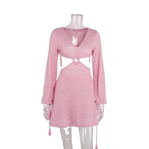 Guangzhou Auyan femmes col en v Wrap Word Sexy évider taille à manches longues plage Sexy robe moulante - Product Image 1