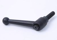 Revêtement en plastique à surface lisse Tête sphérique solide noire Levier de serrage à poignée réglable en forme de 7
