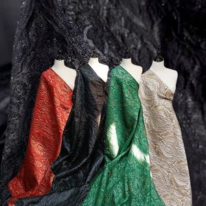 Neuer Stil Blitzender Glanz Blumenmuster Brokat Gewebter Metallischer Textur Relief Jacquard-Stoff für Designer-Kleider - Product Image 2