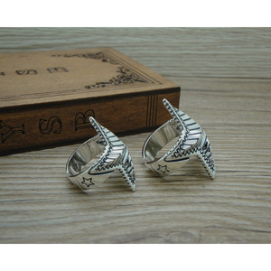 Anillo <span class=keywords><strong>de</strong></span> joyería fina <span class=keywords><strong>de</strong></span> moda <span class=keywords><strong>de</strong></span> plata <span class=keywords><strong>de</strong></span> ley 925 con pentagrama Cody personalizado para hombres y mujeres - Product Image 4