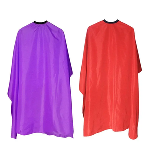 Vêtements de barbier haut de gamme tissu imprimé imperméable polyester taffe pour salon de coiffure coupe de cheveux et teinture cape tablier de salon de coiffure - Product Image 4