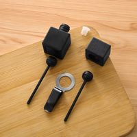 Diffuseur de parfum pour voiture suspendu noir 8 ml, désodorisant vide, forme carrée, bouteille en verre mat avec bouchon à vis