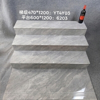 Carreaux de porcelaine polis pour marches d'escalier 600x600 470x1200mm, aspect marbre brillant, avec rainures antidérapantes, usine de Foshan