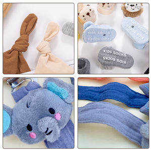 Vente chaude Nouveau style Bonnet pull pour bébé avec jolies fleurs en dentelle, bonnet enfant sans couture, ensemble de chaussettes courtes antidérapantes - Product Image 2