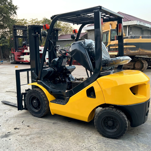 Komatsu FD30 Used Diesel <b>Forklift</b> 4WD Rough Terrain Solid Tires 3-Ton Capacity Imported From Japan 2023 - Product Image 1