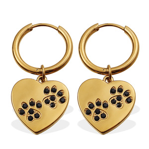 Pendientes Huggie en Forma de Corazón, Chapados en Oro de 18K, con Colgante de Diamantes de Imitación, para Regalo, Joyería de Aleación de Zinc - Product Image 5